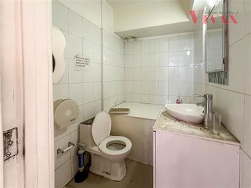 Oficina en Venta en Huerfanos - San Antonio