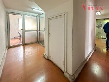 Oficina en Venta en Huerfanos - San Antonio