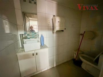 Oficina en Venta en Huerfanos - San Antonio