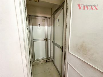 Oficina en Venta en Huerfanos - San Antonio