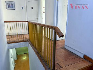 Oficina en Venta en Huerfanos - San Antonio