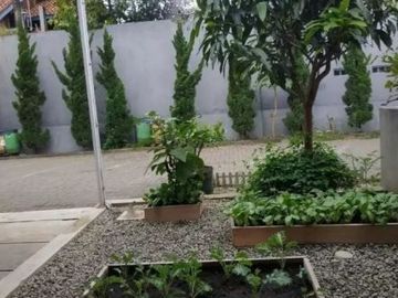 Rumah LUX minimalis dan dalam cluster di terusan buah batu