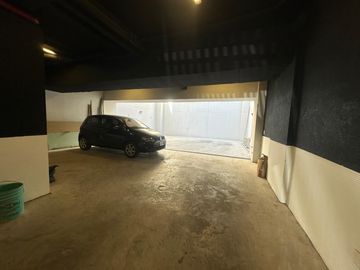 3 AMBIENTES , SEMIPISOS EXCLUSIVOS , 2 Y 1 AMBIENTES UNICOS . PRE VENTA FINANCIADA