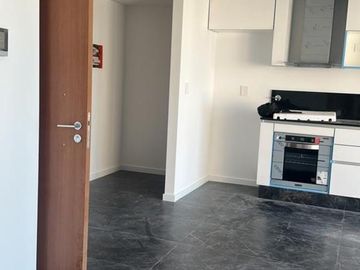 3 AMBIENTES , SEMIPISOS EXCLUSIVOS , 2 Y 1 AMBIENTES UNICOS . PRE VENTA FINANCIADA