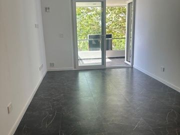 3 AMBIENTES , SEMIPISOS EXCLUSIVOS , 2 Y 1 AMBIENTES UNICOS . PRE VENTA FINANCIADA