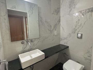 3 AMBIENTES , SEMIPISOS EXCLUSIVOS , 2 Y 1 AMBIENTES UNICOS . PRE VENTA FINANCIADA