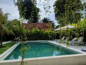 EXOTIC VILLA FOR SALE IN BALI NEAR PADANG-PADANG BEACH