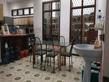 DIJUAL : Rumah komplek Karmer dekat sekolah dan gereja di Kemanggisan, Jakarta Barat