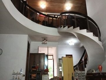 DIJUAL : Rumah komplek Karmer dekat sekolah dan gereja di Kemanggisan, Jakarta Barat