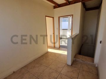 SE VENDE CASA EN PARQUE INGLÉS