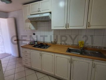SE VENDE CASA EN PARQUE INGLÉS