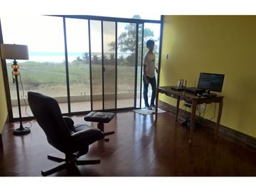 Casa amoblada de venta  en Puerto Cayo