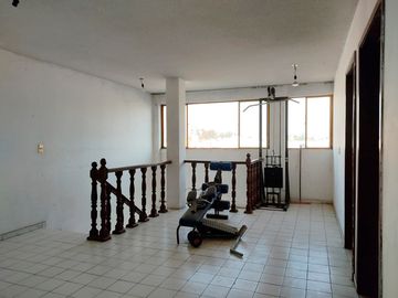 Venta Casa Santa María Aztahuacan Construcción, Negocios