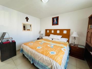 VENTA DE CASA EN RESIDENCIAL DEL PARQUE