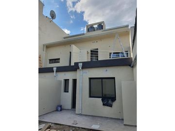 Ph de 2 ambientes a Estrenar. Barrio Don Bosco.