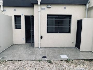 Ph de 2 ambientes a Estrenar. Barrio Don Bosco.