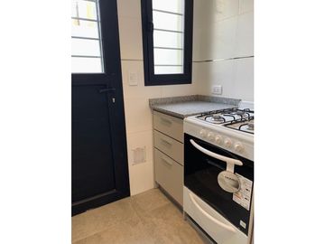 Ph de 2 ambientes a Estrenar. Barrio Don Bosco.
