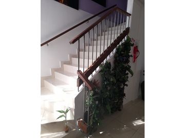 CASA DUPLEX EN VENTA EN LAS CUMBRES