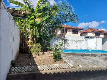 CASA DUPLEX EN VENTA EN LAS CUMBRES