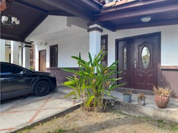CASA DUPLEX EN VENTA EN LAS CUMBRES