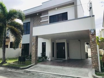 5 Bedroom House for Rent in Angeles City Near SM Clark