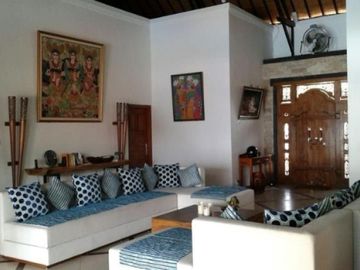Villa Tepi Pantai Lovina Buleleng Bali Utara