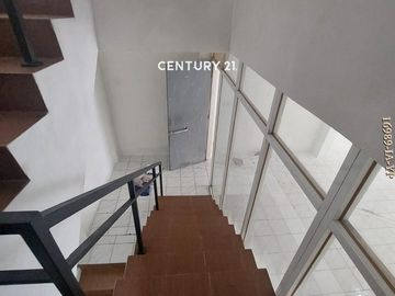 Dijual Cepat Ruko 3 Lantai Di Area JL Ir Juanda Ciputat
