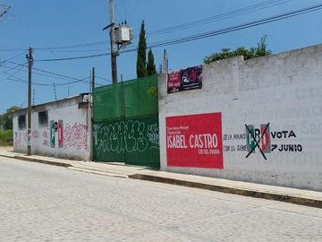 SE RENTA LOCAL COMERCIAL DE 700 M2 UBICADO EN SANTIAGO CUAUTLALPAN.