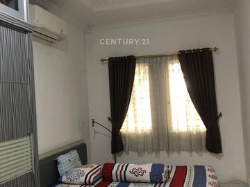 Dijual Cepat  Rumah Semi Furnish Taman Harapan Baru Pejuang