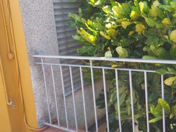 CASA LOTE PROPIO,  4 AMBIENTES, CON GARAGE PARA 3 AUTOS Y TERRAZA