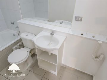 Arriendo de 2 dorm. 2 estacionamientos