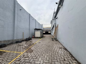 Gran Local Comercial/ Bancos, Farmacias y Grande Cadenas