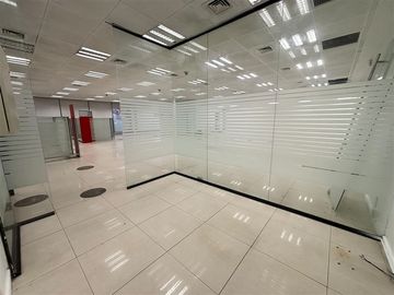 Gran Local Comercial/ Bancos, Farmacias y Grande Cadenas