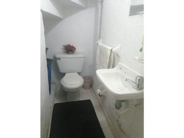 VENTA CASA UNIFAMILIAR LIMONAR-SUR