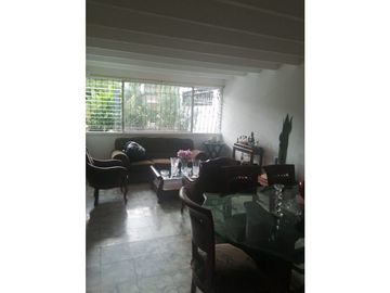 VENTA CASA UNIFAMILIAR LIMONAR-SUR