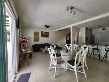 CASA  EN  VENTA  EN  ACAPULCO, RESIDENCIAL  VILLAS  VELATO ZONA DIAMANTE