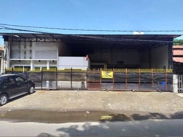 Rumah Usaha + Kosan Raya Tenggilis 500 Meter dari UBAYA
