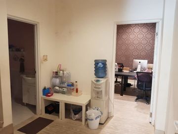 RUKO GADING SERPONG 3 LANTAI STRATEGIS HADAP JALAN UTAMA FULLY FURNISHED