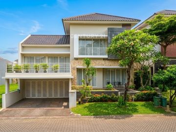 Dijual Rumah Kebayoran Bintaro Depan Taman