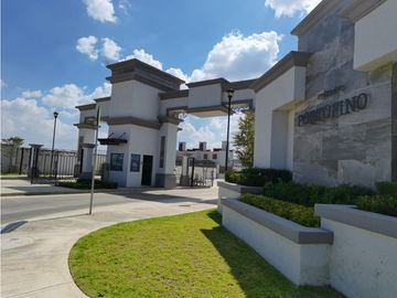 Se vende casa en Residencial Señeros. Pachuca Hidalgo.
