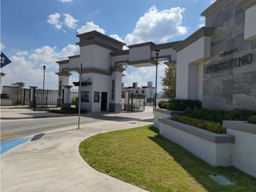 Se vende casa en Residencial Señeros. Pachuca Hidalgo.