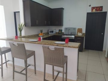 Venta: 7 recámaras en Hacienda Pacifica, San Carlos