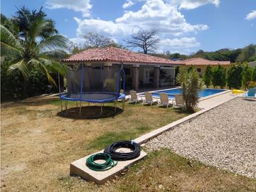 Venta: 7 recámaras en Hacienda Pacifica, San Carlos