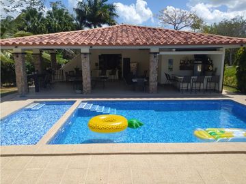 Venta: 7 recámaras en Hacienda Pacifica, San Carlos