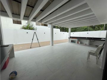 Vía a la Costa km 14 Urb. Punta Esmeralda se vende casa