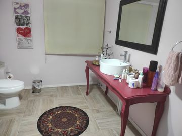 Hermosa Casa Amplia 4d, 3 baños Av. Argentina, Maipú