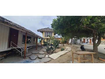 Venta de terreno con departamentos  en Playa Santa Marianita.