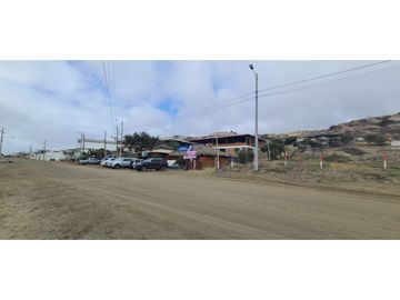 Venta de terreno con departamentos  en Playa Santa Marianita.