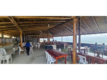 Venta de terreno con departamentos  en Playa Santa Marianita.