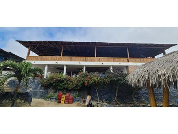 Venta de terreno con departamentos  en Playa Santa Marianita.